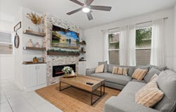 8001 SAYINGS DRIVE, WINTER GARDEN, FL 34787