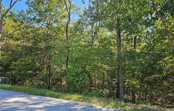 9528 Duffer Drive, Hillsboro, MO 63050