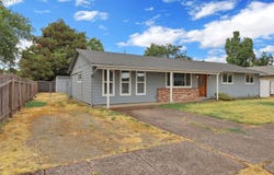 1097 LEIGH ST, Eugene, OR 97401