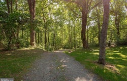 61 MOUNT MARSHALL ROAD, WASHINGTON, VA 22747