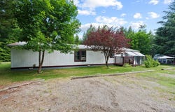 38109 N Old Pine Ln, Elk, WA 99009