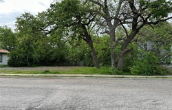 215 Bernard Street, Denton, TX 76201