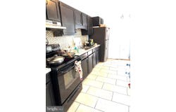 517 S 11TH Street, READING, PA 19602