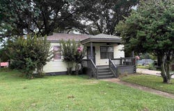 17 LESSOR DRIVE, CHILDERSBURG, AL 35044