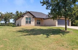 350 Edgewood Circle, Durant, OK 74701