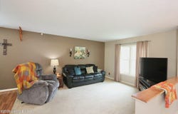 1246 Gail Dr, Jeffersonville, IN 47130