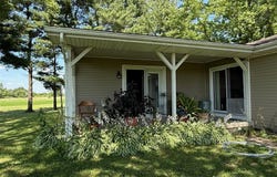 299 E 3050 Avenue, Ramsey, IL 62080