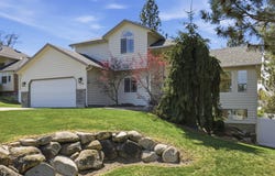 1208 E MEAD St, Spokane, WA 99218