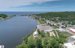 903 Main Street, Frankfort, MI 49635