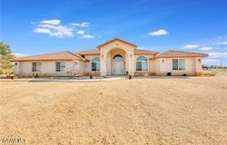 23675 Colony Road, Apple Valley, CA 92308
