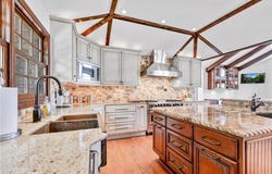 4117 Vanetta Place, Studio City, CA 91604