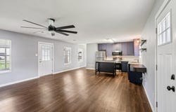 755 E Bellville St, Giddings, TX 78942