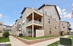 4901 LONGMIRE WAY, CHANTILLY, VA 20151