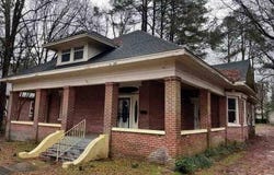 389 College Blvd, Grenada, MS 38901