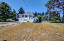3 Sea Breeze Avenue, Biddeford, ME 04005