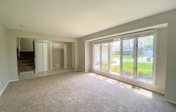 5210 Arquilla Drive, Richton Park, IL 60471