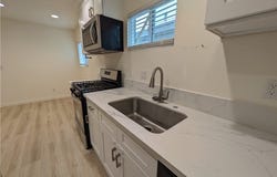 200 E Phillips St, Ontario, CA 91761