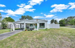 1595 NE 174th St, North Miami Beach, FL 33162