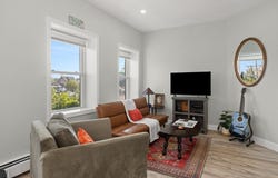 56 Peabody St, Salem, MA 01970