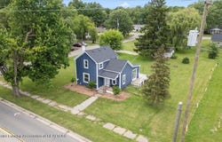 903 E State Street, St. Johns, MI 48879