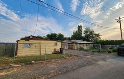 36 E 3rd Ave, Toppenish, WA 98948