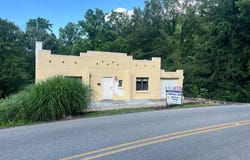 913 Montrose Drive, South Charleston, WV 25303