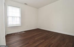735 W NORTH STREET, DOVER, DE 19904