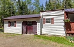 89 Dill Road, Stetson, ME 04488