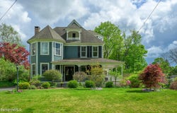 38 Taconic Ave, Lenox, MA 01240