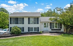 7 Codington Ln, Glen Gardner Boro, NJ 08826-3508