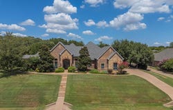 5432 Lake Victoria Court, Flower Mound, TX 75022