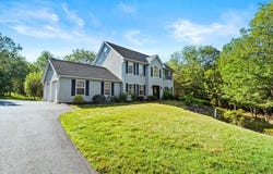 269 Russell Court, Effort, PA 18330