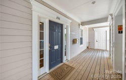 575 Davidson Gateway Drive unit: 200, Davidson, NC 28036