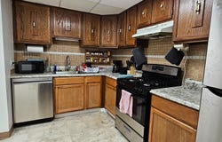 2208 GREENWOOD DRIVE, LINDENWOLD, NJ 08021