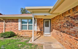 721 Mistletoe Street, Breckenridge, TX 76424