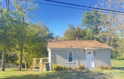 329 Morehead Road, Marion, NC 28752