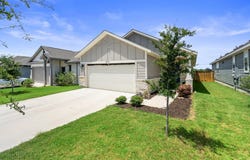 205 Unforgiven LN, Jarrell, TX 76537