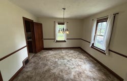 230 BURRWOOD, LOVES PARK, IL 61111