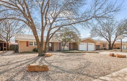 811 7th Street, Wolfforth, TX 79382