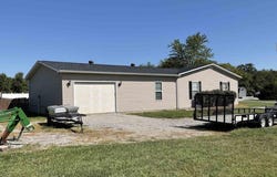 18425 N STRATFORD Lane, Mt Vernon, IL 62864