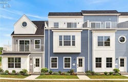 469 Harbor Lane, Lorain, OH 44052
