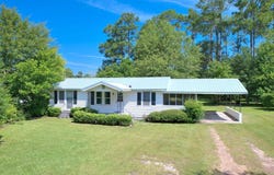 367 E Monroe Avenue, Ashburn, GA 31714