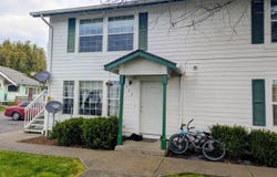 224 C St, Independence, OR 97351