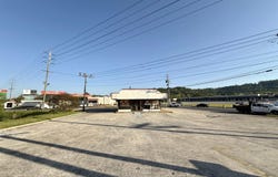 300 N 12th Street, Gadsden, AL 35901