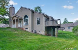 25 Hamden Hills Drive, Hamden, CT 06518