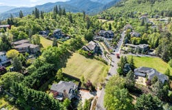 168 Sunnyview Street, Ashland, OR 97520