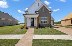 945 Coahoma Court, Nesbit, MS 38651