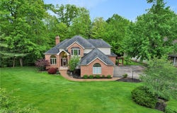 1271 Emerald Creek Drive, Broadview Heights, OH 44147