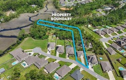 3497 Turquoise Dr, Navarre, FL 32566