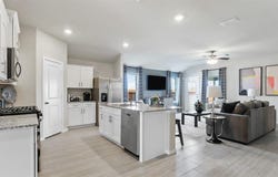 320 TYLER Street, Grandview, TX 76050